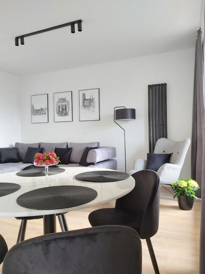 Apartament 150 Zaspa Vvita Z Prywatnym Ogrodem I Tarasem Γκντανσκ Εξωτερικό φωτογραφία